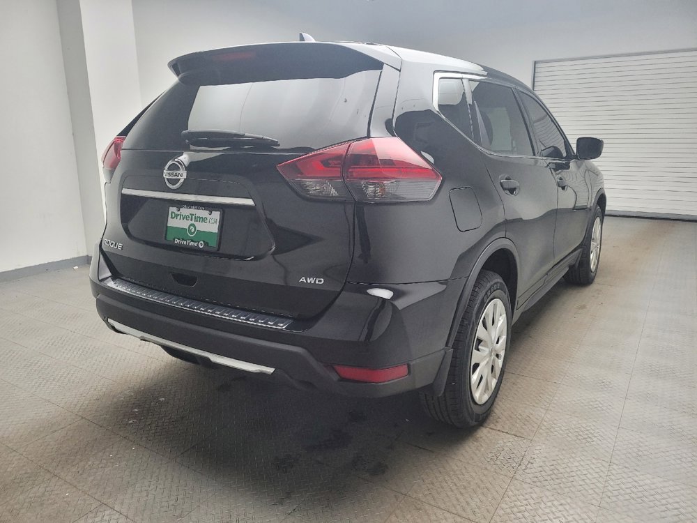 Used 2018 Nissan Rogue S AWD/4WD image 9