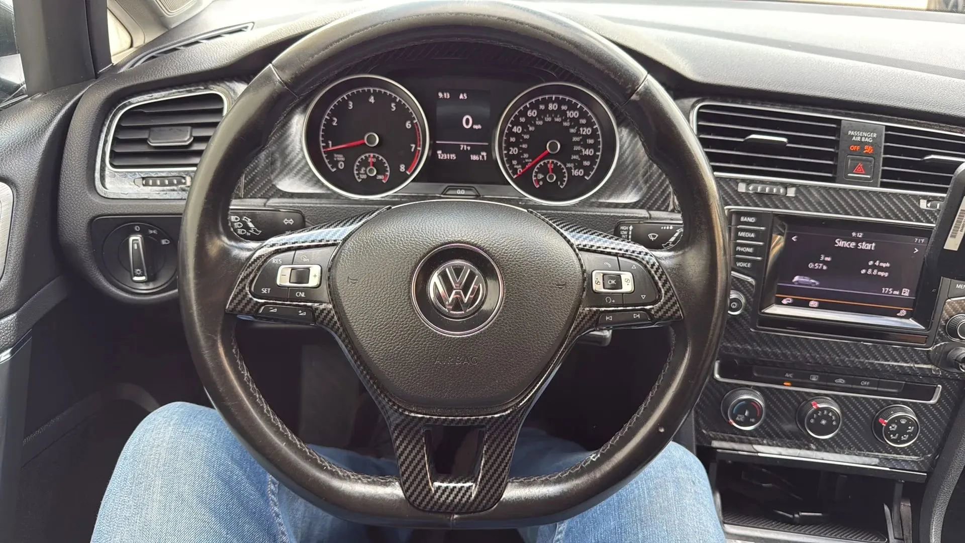 Used 2015 Volkswagen Golf S FWD image 10