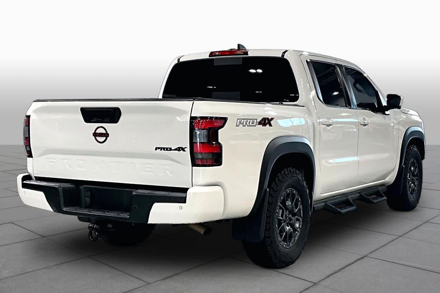 Used 2024 Nissan Frontier PRO-4X w/ Pro Premium Package AWD/4WD image 12