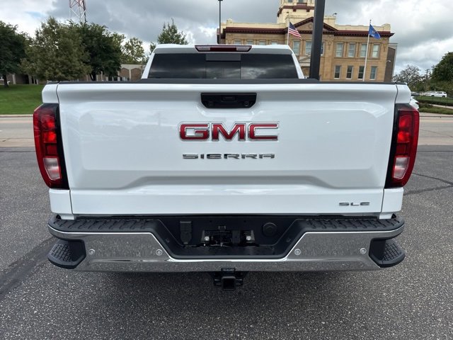 New 2026 GMC Sierra 1500 SLE w/ Preferred Package image 4