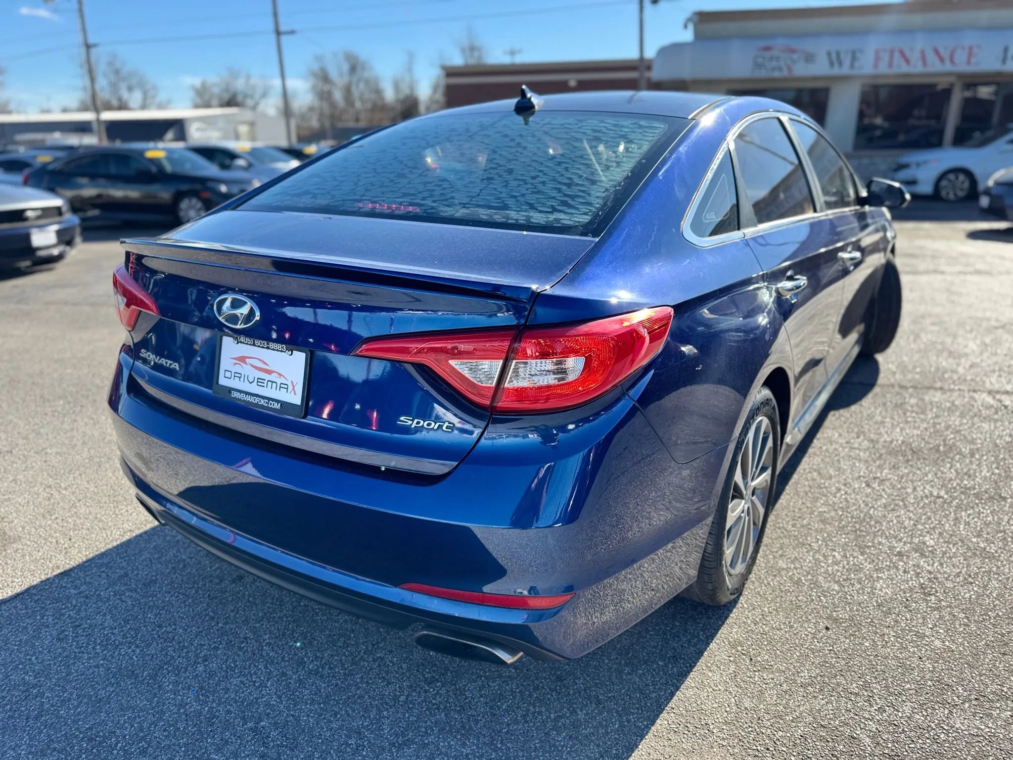 Used 2016 Hyundai Sonata Sport w/ Option Group 02 image 3