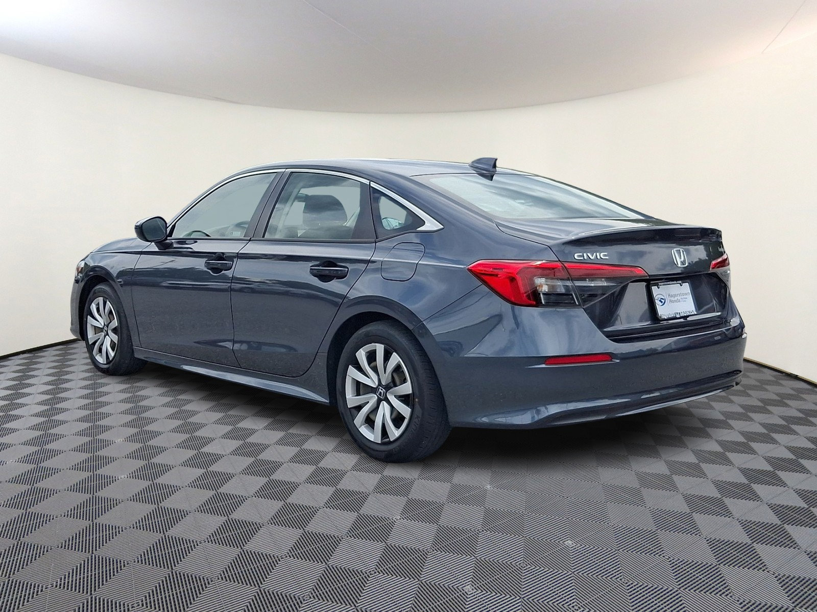 Used 2024 Honda Civic LX image 4