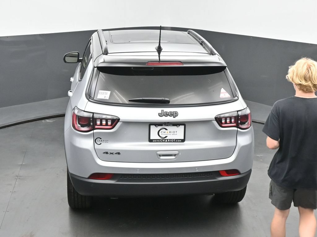 New 2026 Jeep Compass Limited w/ Sun, Sound & Navigation Group AWD/4WD image 40