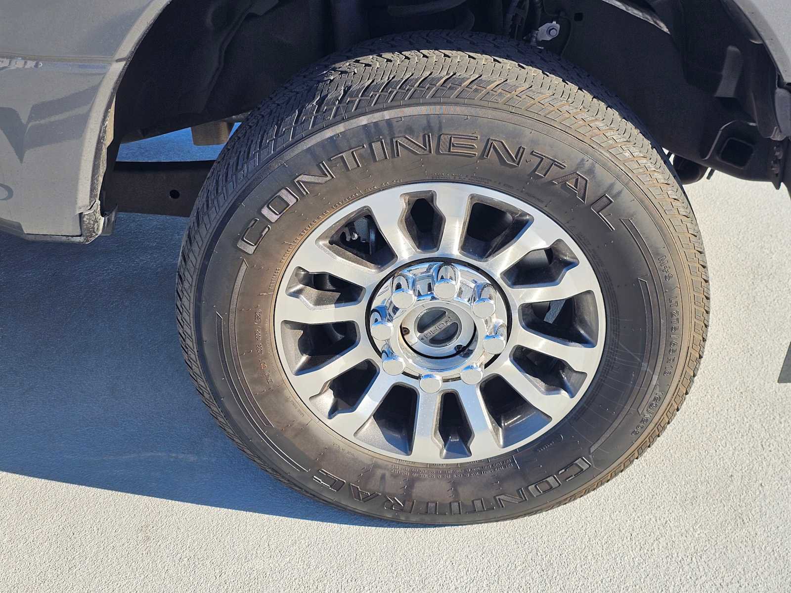 Used 2021 Ford F250 Lariat image 9