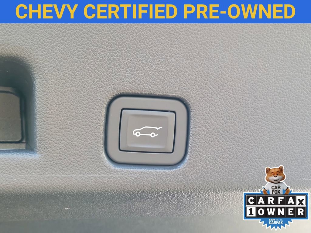Used 2025 Chevrolet Traverse LT image 8