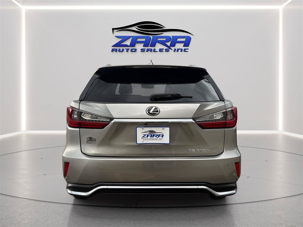 Used 2020 Lexus RX 350L Premium w/ Premium Package AWD/4WD image 6