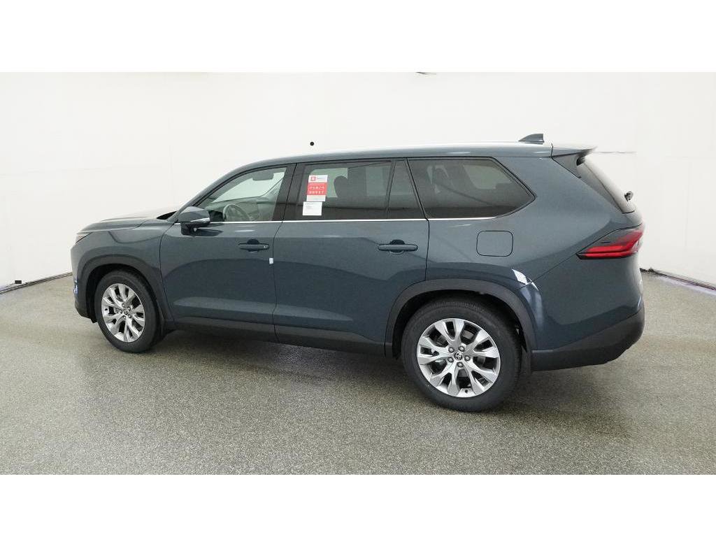New 2026 Toyota Grand Highlander Limited image 4