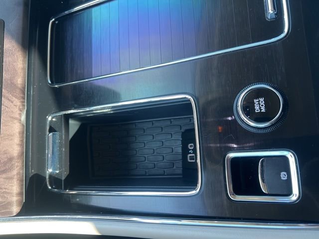 Used 2023 Lincoln Aviator Reserve w/ Equipment Group 201A image 16