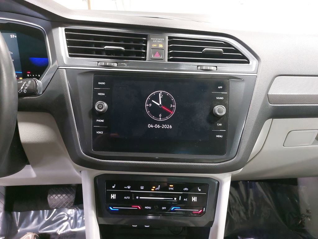 Used 2022 Volkswagen Tiguan SE image 20