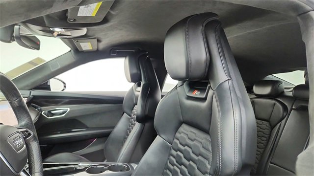 Used 2022 Audi RS e-tron GT w/ Carbon Performance Package image 34