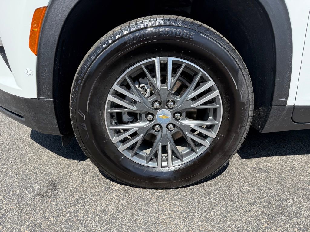 Used 2024 Chevrolet Traverse LT w/ Enhanced Driving Package image 58