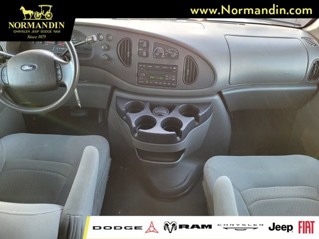 Used 2008 Ford E-350 and Econoline 350 XL RWD image 6