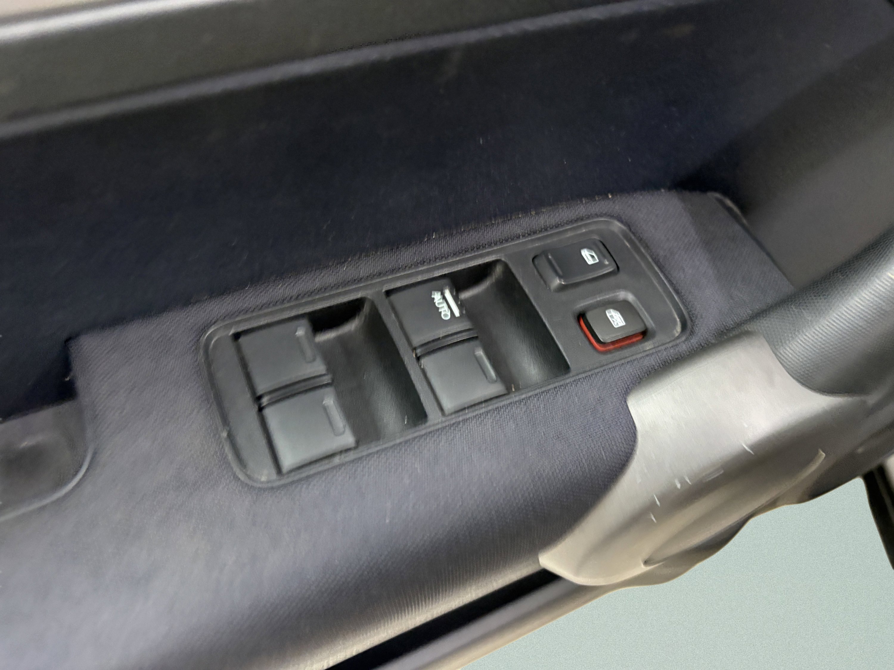 Used 2010 Honda CR-V LX image 21