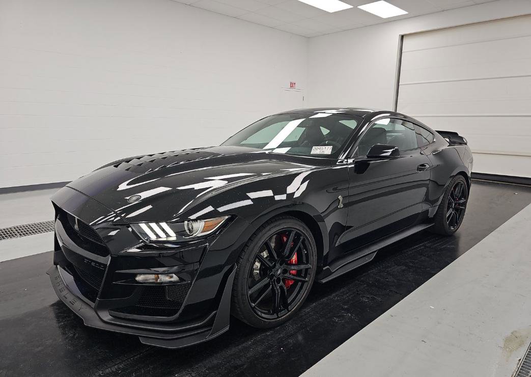 Used 2021 Ford Mustang Shelby GT500 w/ Technology Package video 1
