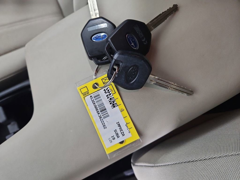 Used 2019 Subaru Impreza 2.0i image 28