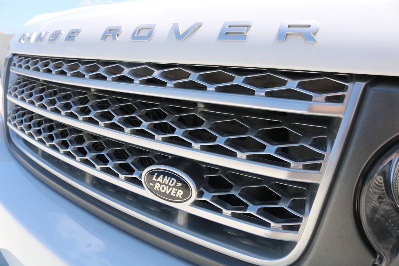Used 2011 Land Rover Range Rover Supercharged AWD/4WD image 30