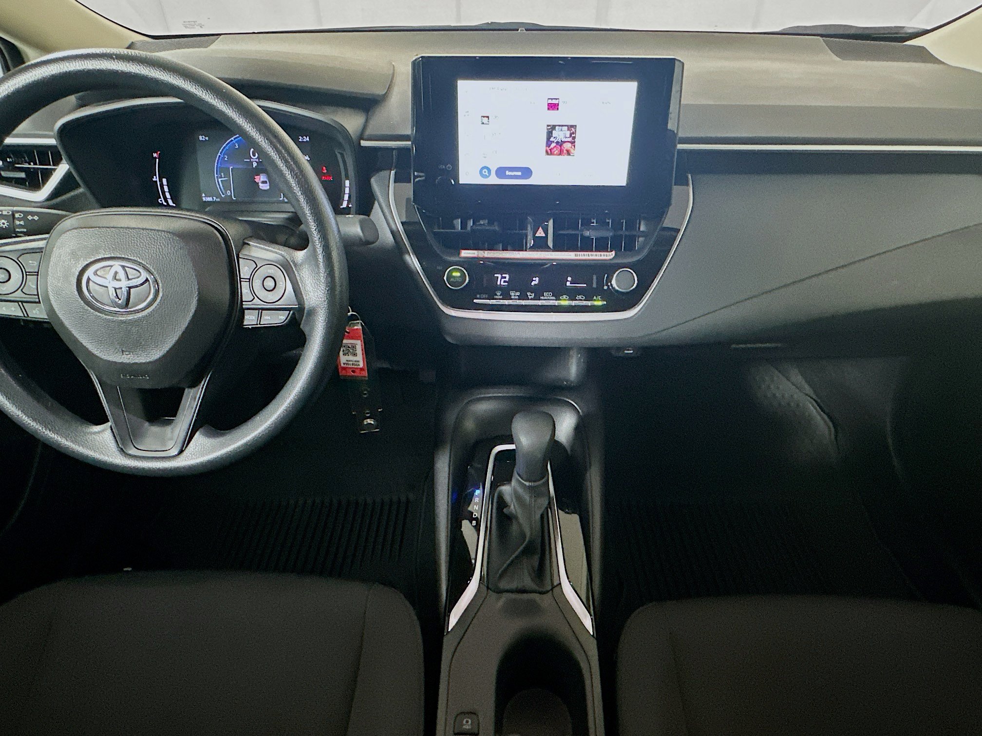 Used 2026 Toyota Corolla LE FWD image 26