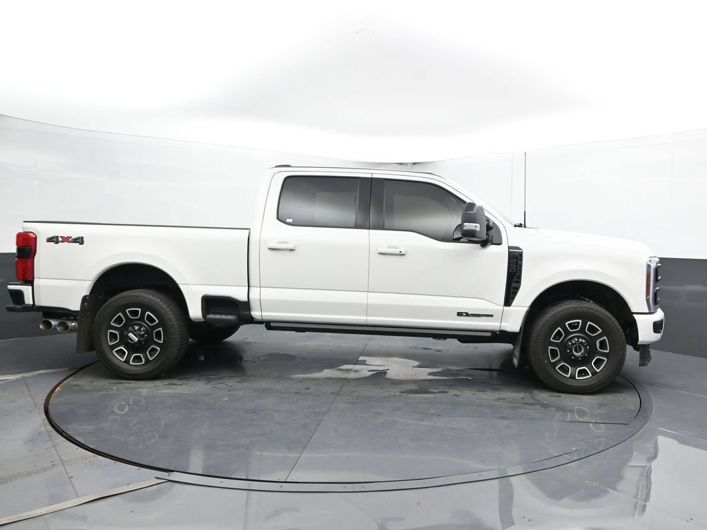 Used 2025 Ford F250 Platinum AWD/4WD image 4
