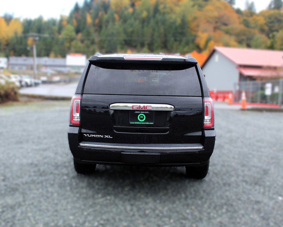 Used 2020 GMC Yukon XL Denali image 6