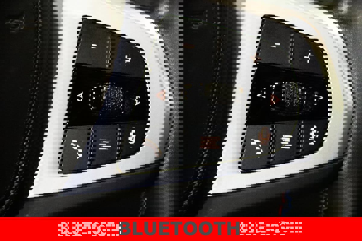 Used 2023 BMW X3 M40i w/ Premium Package image 18