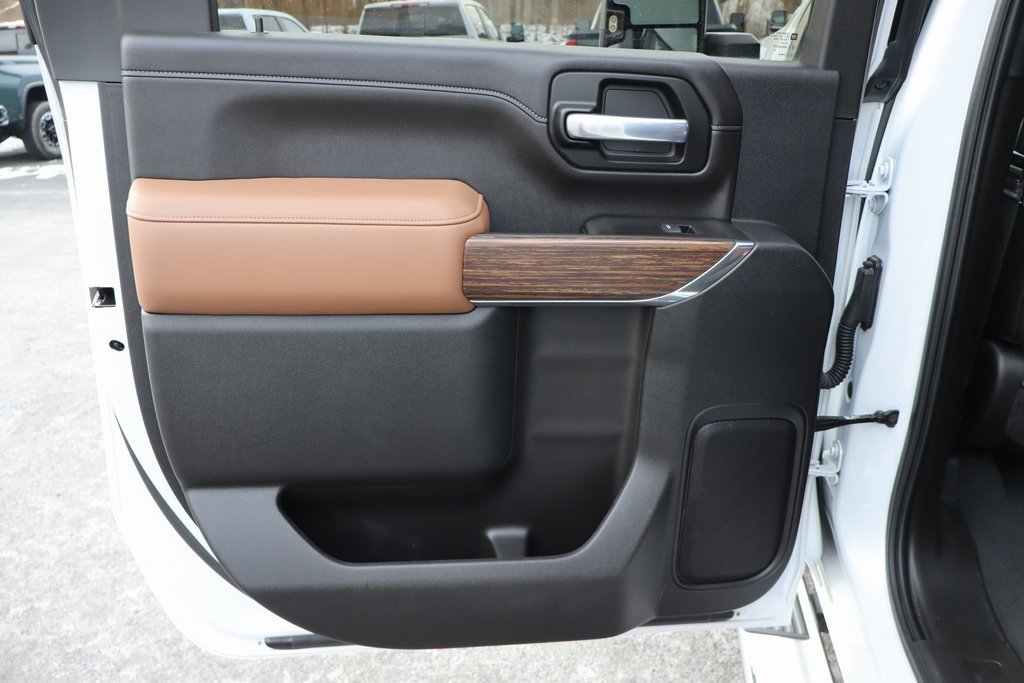 Used 2021 Chevrolet Silverado 3500 High Country w/ Z71 Off-Road Package image 28