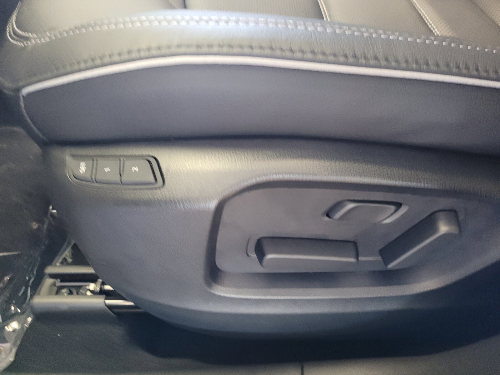 New 2025 MAZDA CX-5 AWD 2.5 S w/ Premium Plus Pkg image 4