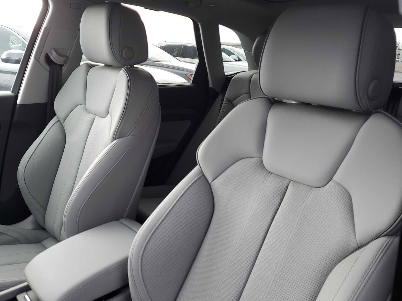 Certified 2023 Audi Q5 2.0T Prestige w/ Prestige Package image 16