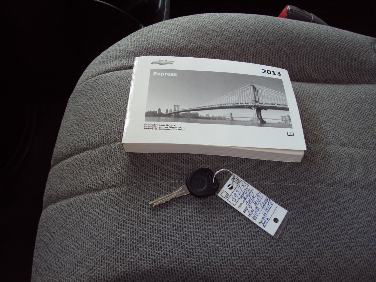 Used 2013 Chevrolet Express 1500 AWD image 22
