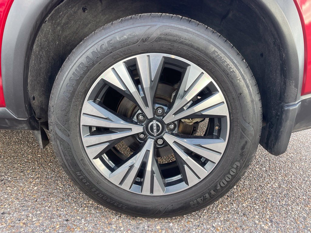 Certified 2023 Nissan Rogue SV FWD image 20