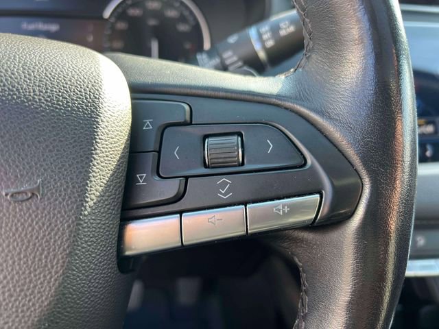 Used 2021 Cadillac XT4 Premium Luxury w/ Cold Weather Package image 27