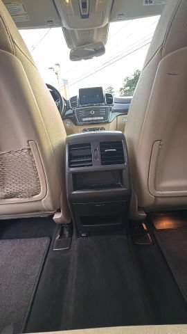 Used 2017 Mercedes-Benz GLS 450 4MATIC image 16