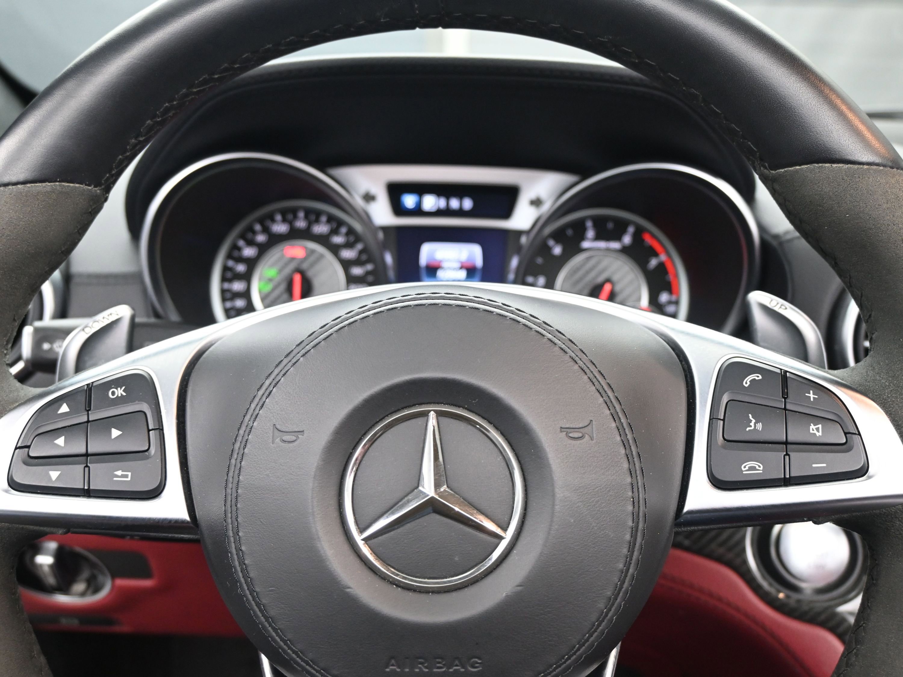 Used 2019 Mercedes-Benz SL 63 AMG image 24