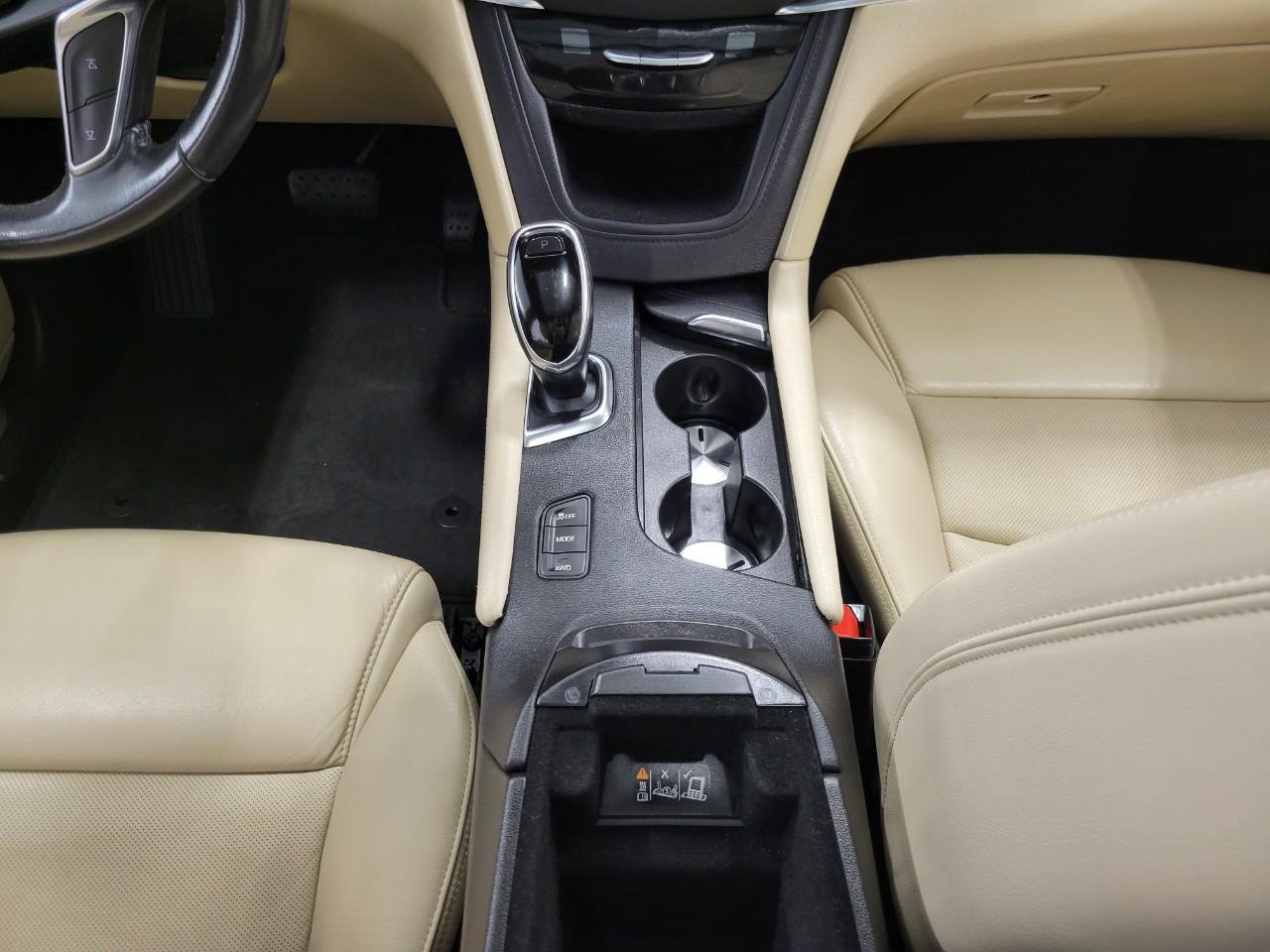 Used 2019 Cadillac XT5 Premium Luxury image 17