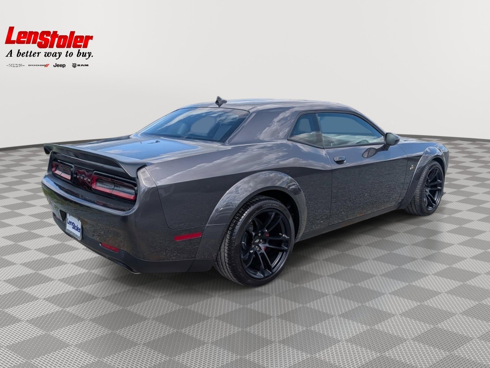 Used 2022 Dodge Challenger R/T Scat Pack RWD image 5