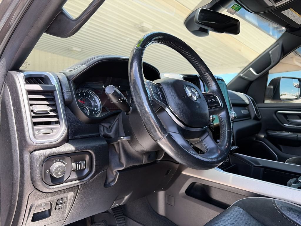 Used 2019 RAM 1500 Laramie w/ Sport Appearance Package AWD/4WD image 19