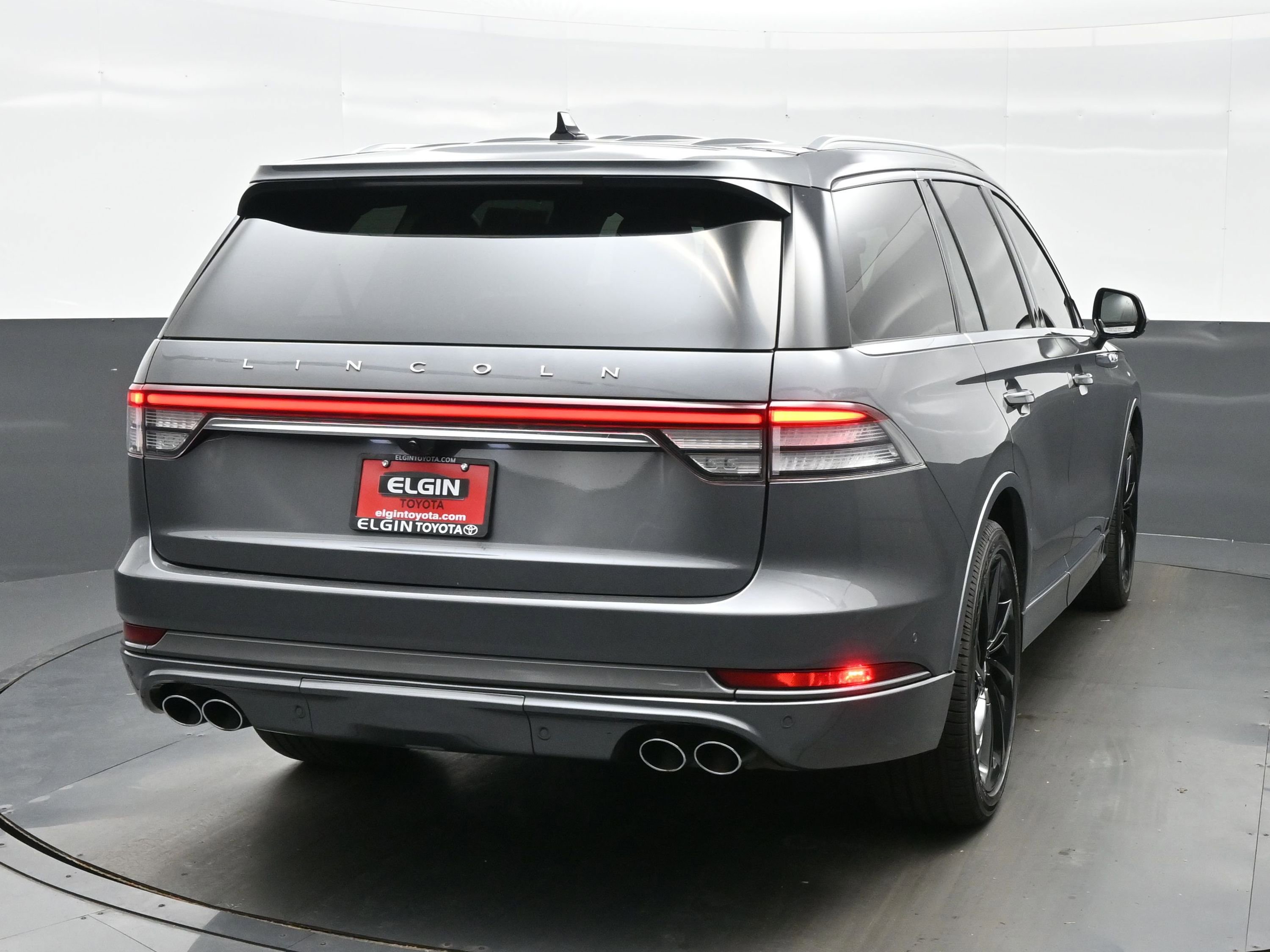 Used 2022 Lincoln Aviator Reserve w/ Equipment Group 201A AWD/4WD image 5