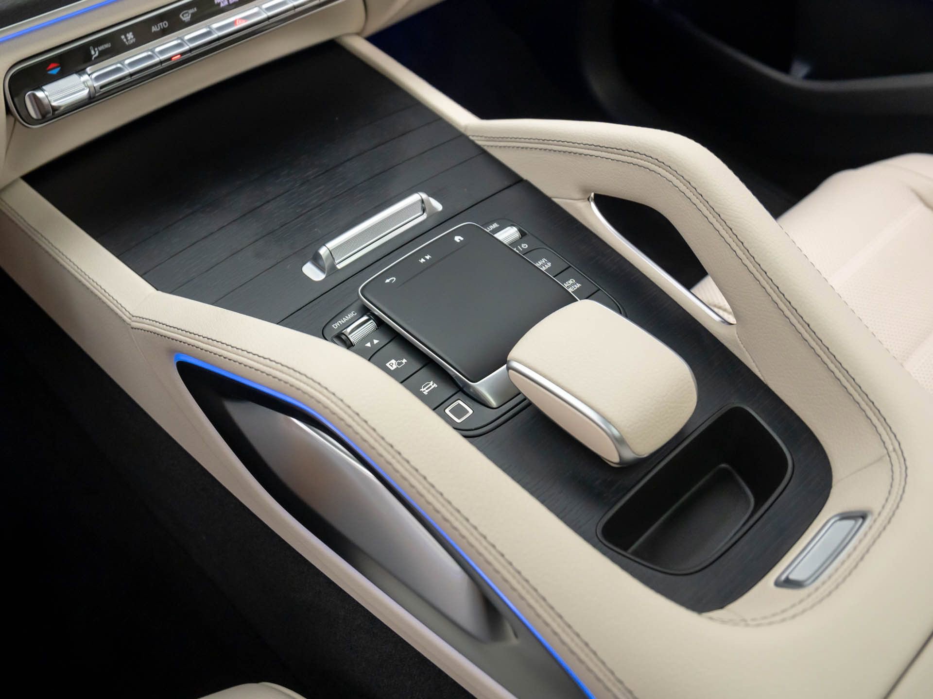 New 2026 Mercedes-Benz GLE 450 4MATIC Coupe image 12