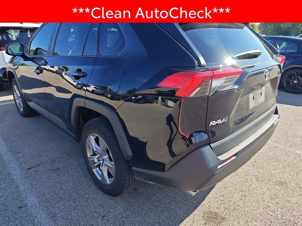 Used 2024 Toyota RAV4 XLE w/ Convenience Package AWD/4WD image 4