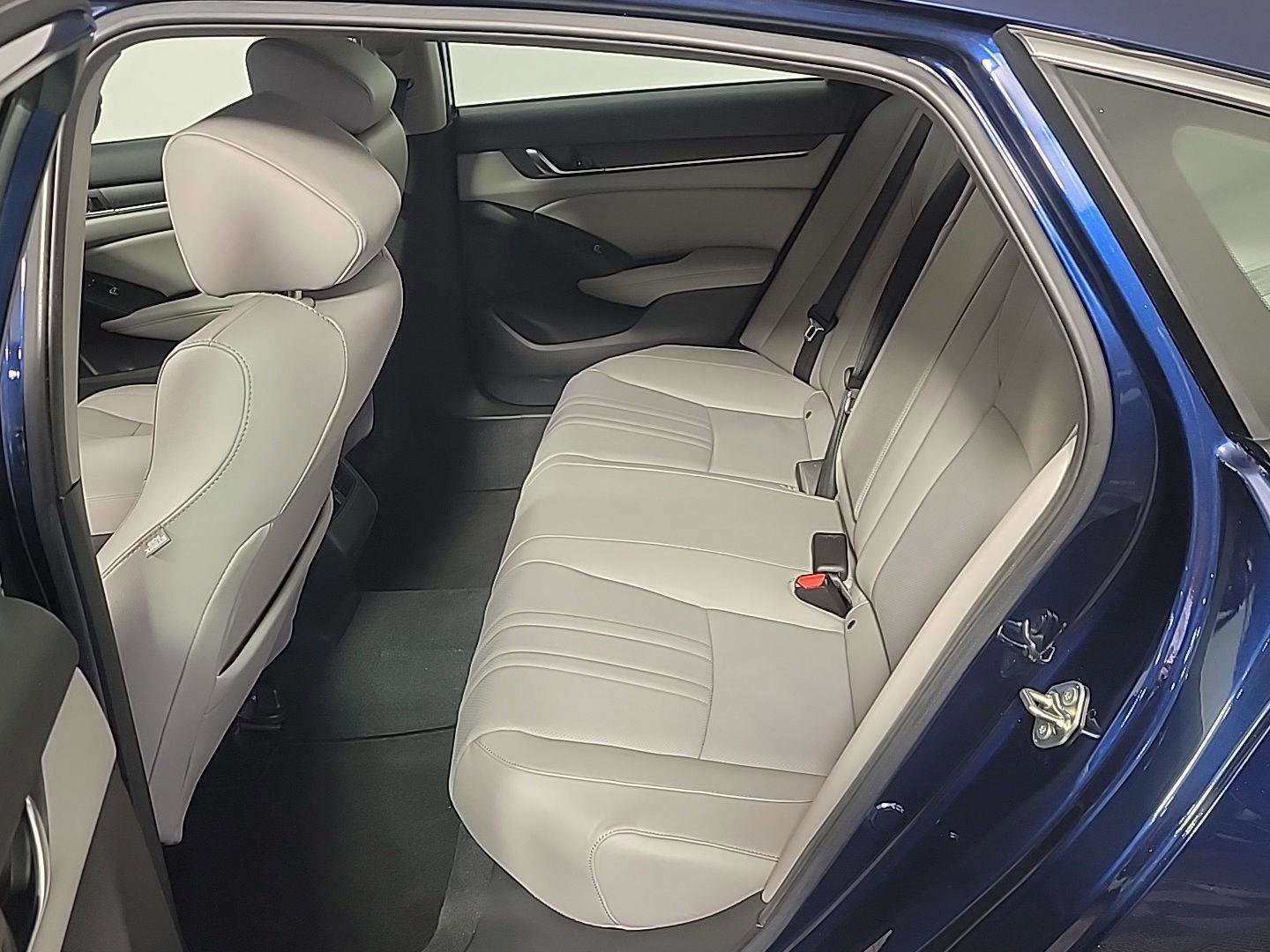 Used 2020 Honda Accord EX-L image 17