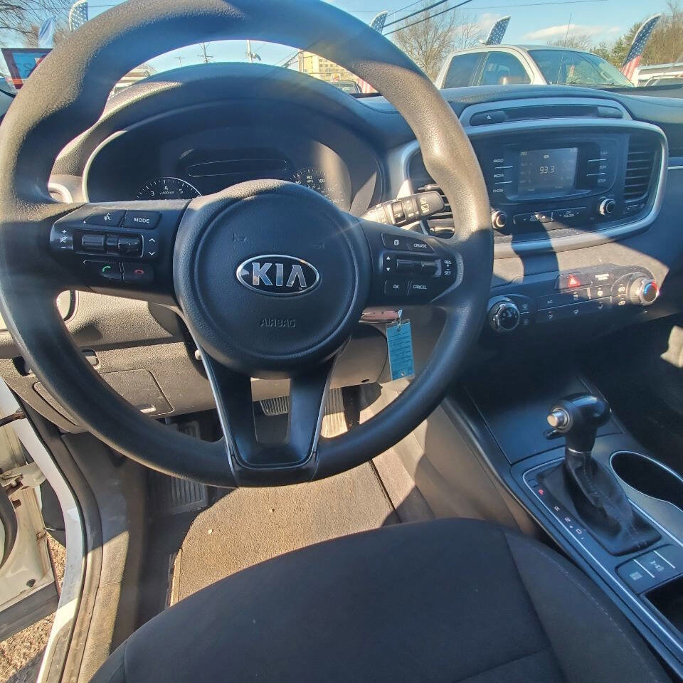 Used 2016 Kia Sorento AWD image 15