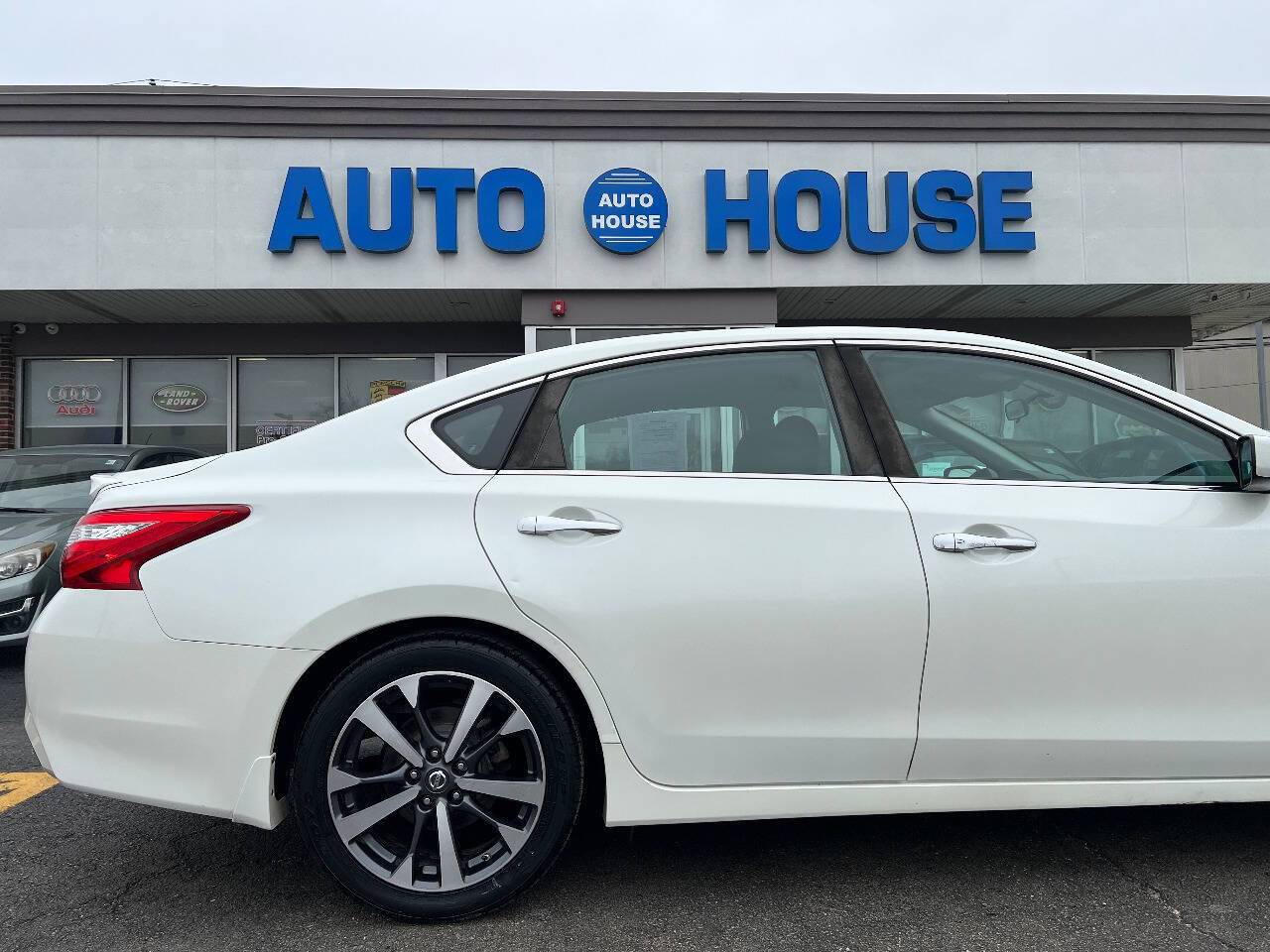 Used 2016 Nissan Altima 2.5 SR FWD image 36