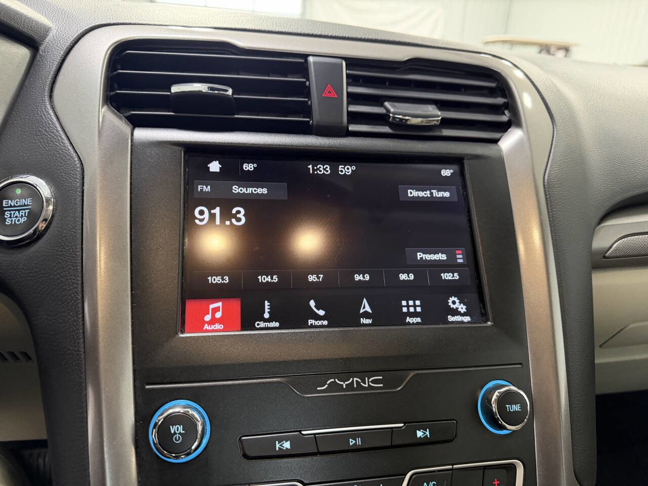Used 2019 Ford Fusion SE image 13