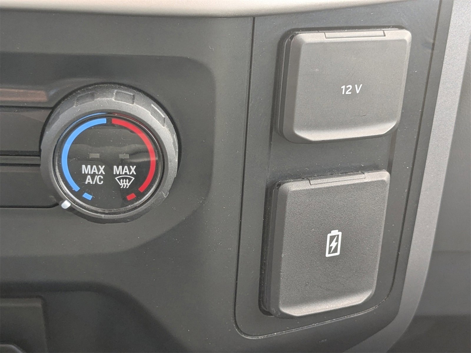 Used 2023 Ford F150 XLT image 25