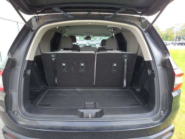 Used 2023 Honda Pilot LX image 10