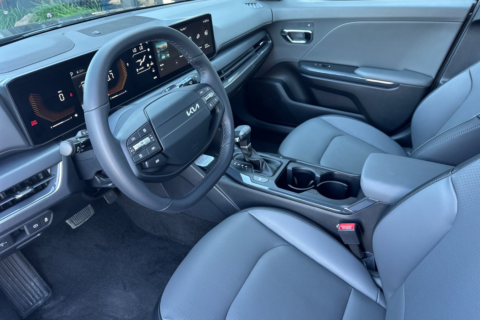 New 2026 Kia K4 EX FWD image 10