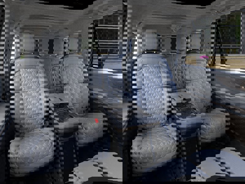 New 2026 Lincoln Navigator L Black Label AWD/4WD image 11