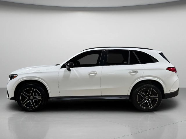 Used 2023 Mercedes-Benz GLC 300 4MATIC image 7