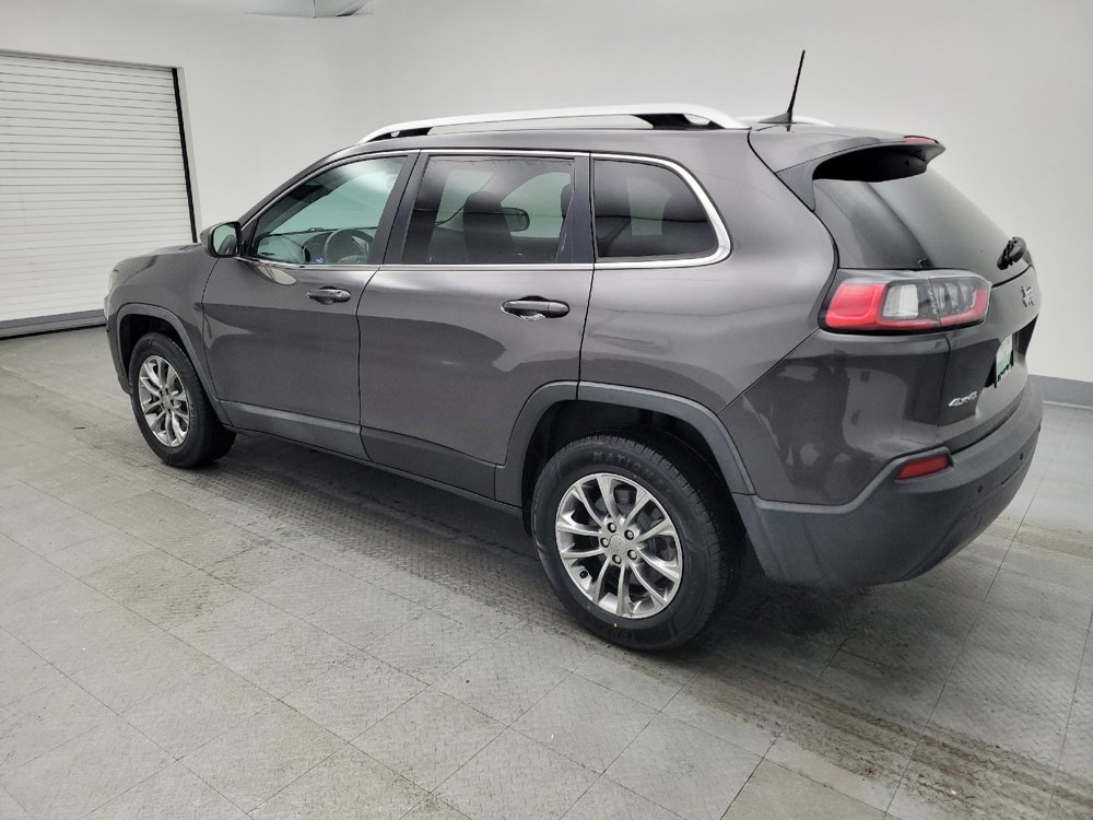Used 2019 Jeep Cherokee Latitude Plus AWD/4WD image 3