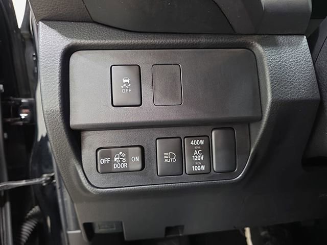 Used 2023 Toyota Tacoma TRD Sport image 25