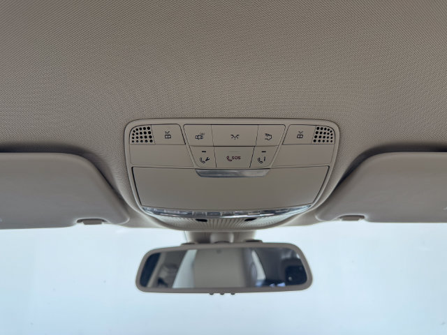 Used 2019 Mercedes-Benz GLC 300 image 34